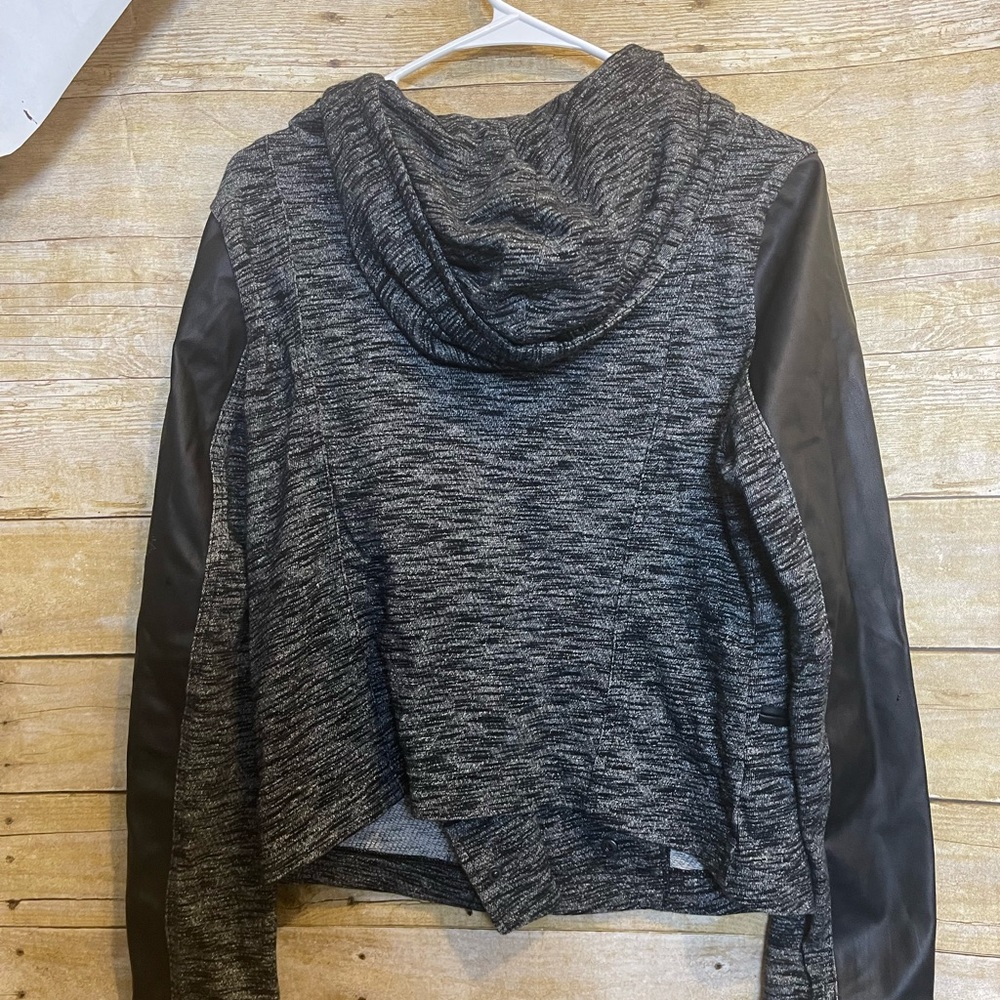Express jacket 🛍 - Picture 2 of 3
